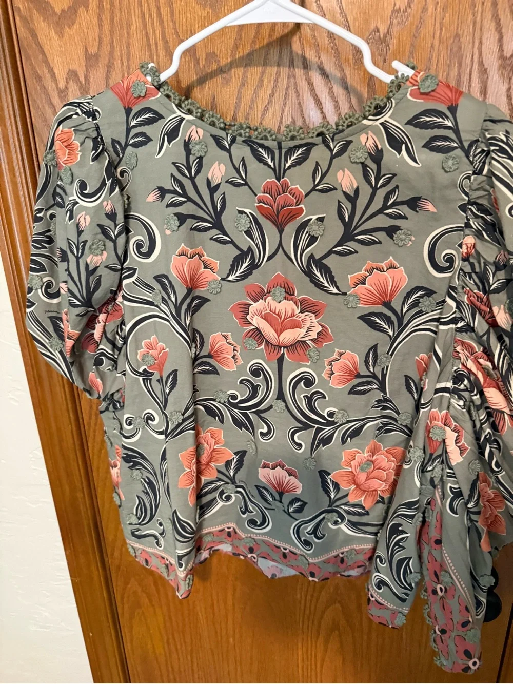 FARM Rio Olive Floral Puff-Sleeve Blouse with Coral Blooms